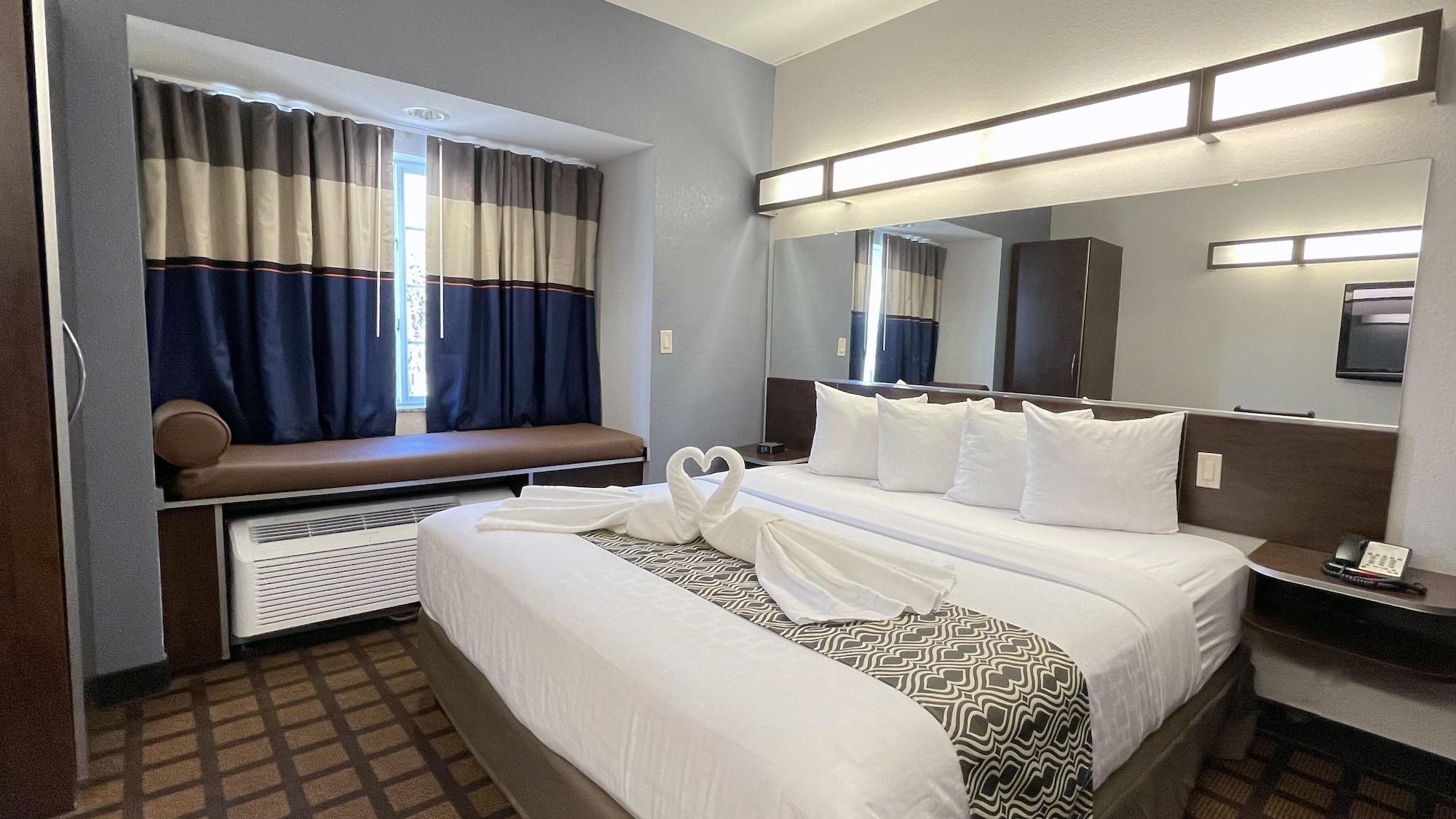 Microtel Inn & Suites By Wyndham Michigan City Dış mekan fotoğraf
