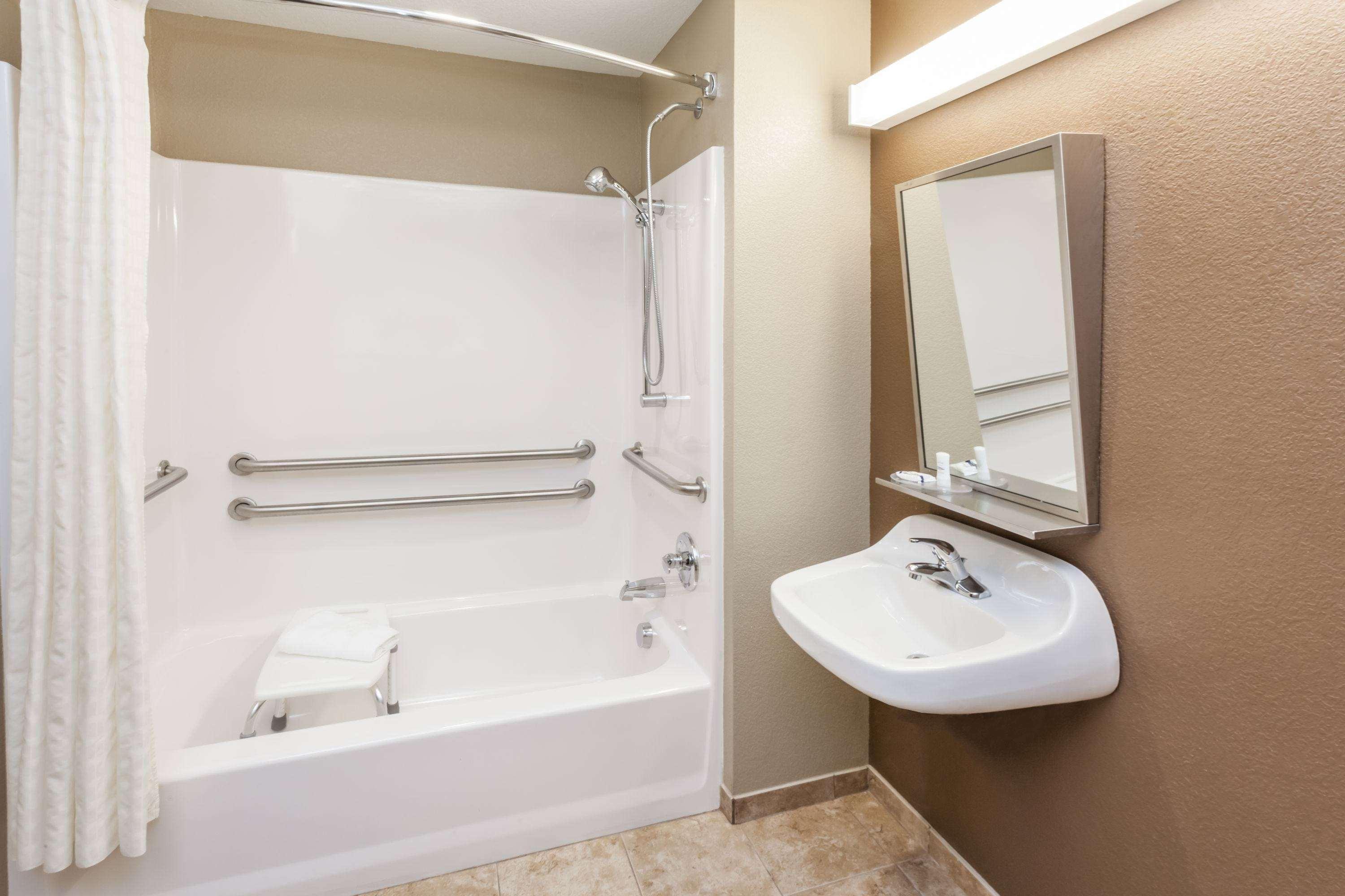 Microtel Inn & Suites By Wyndham Michigan City Dış mekan fotoğraf