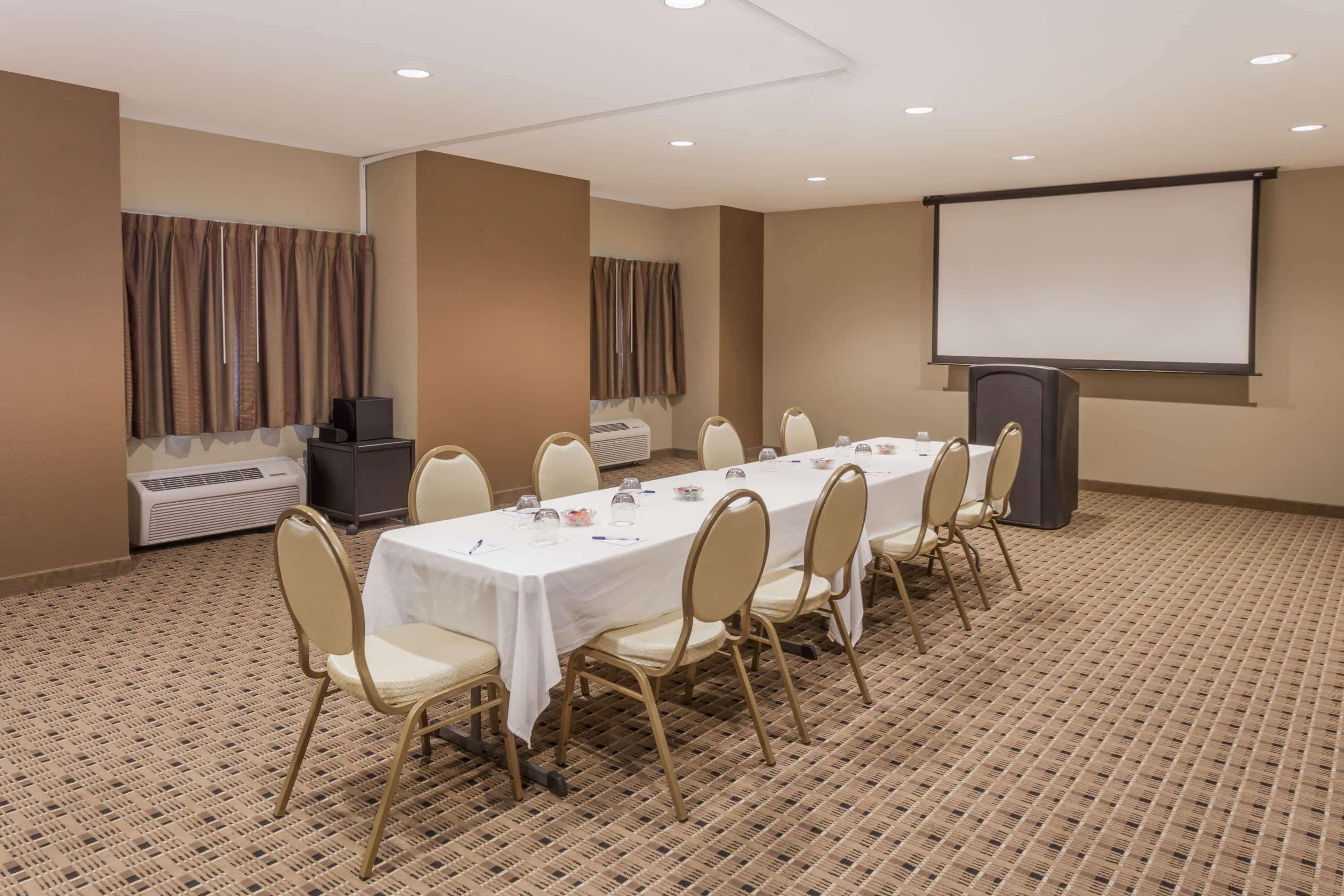 Microtel Inn & Suites By Wyndham Michigan City Dış mekan fotoğraf