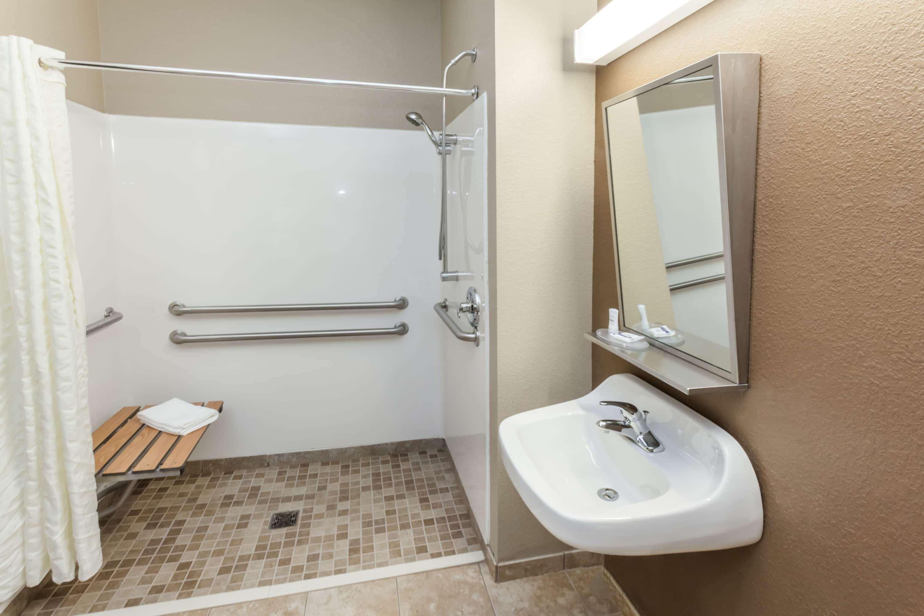 Microtel Inn & Suites By Wyndham Michigan City Dış mekan fotoğraf