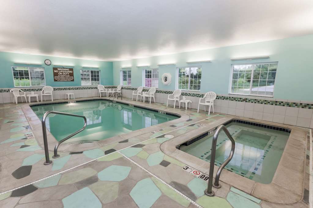 Microtel Inn & Suites By Wyndham Michigan City Konforlar fotoğraf